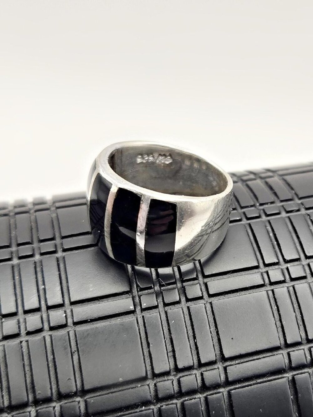 Vintage Sterling Silver Black Onyx Wide Band Ring Size 6 925 Signed MS Striped S
